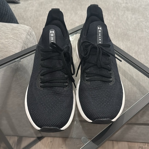 Under Armour shift runners - Picture 3 of 6